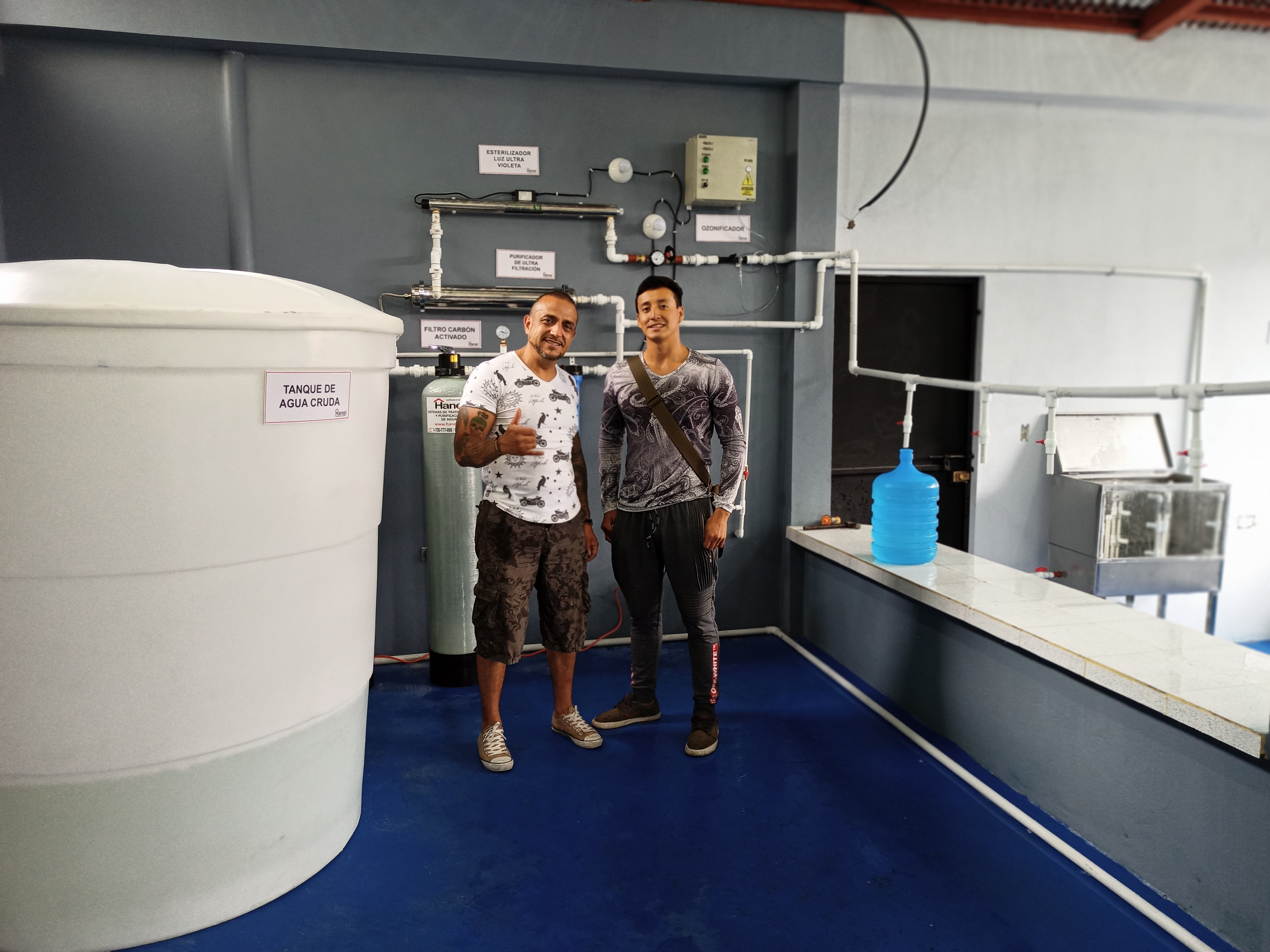 Proyecto de purificación de agua terminado